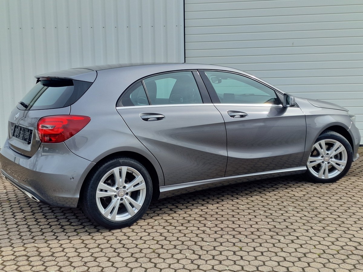 Mercedes-Benz A 180  Urban*Sportsitze*Navi*Automatik