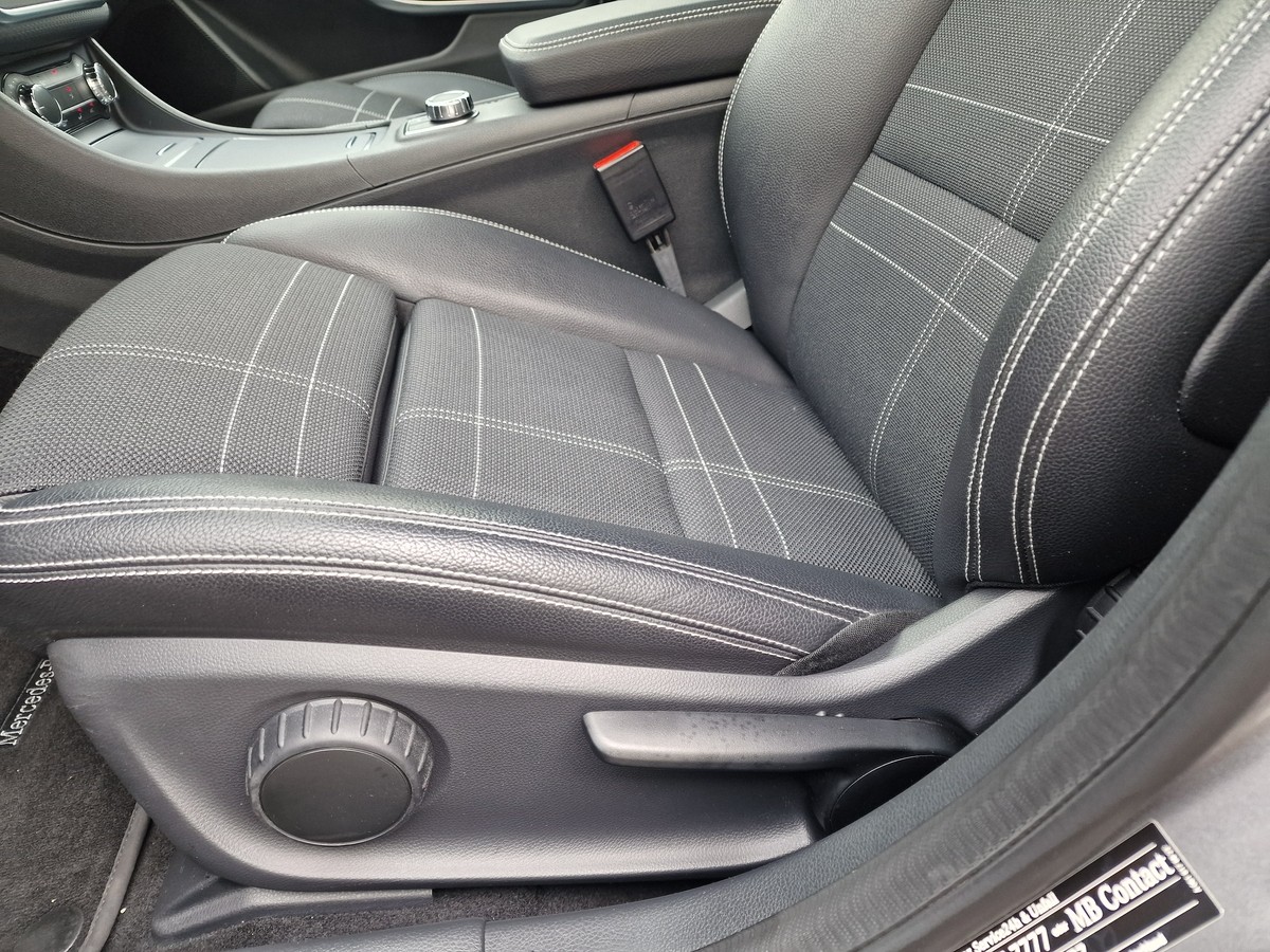 Mercedes-Benz A 180  Urban*Sportsitze*Navi*Automatik