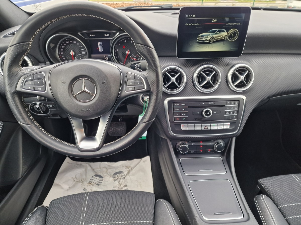 Mercedes-Benz A 180  Urban*Sportsitze*Navi*Automatik