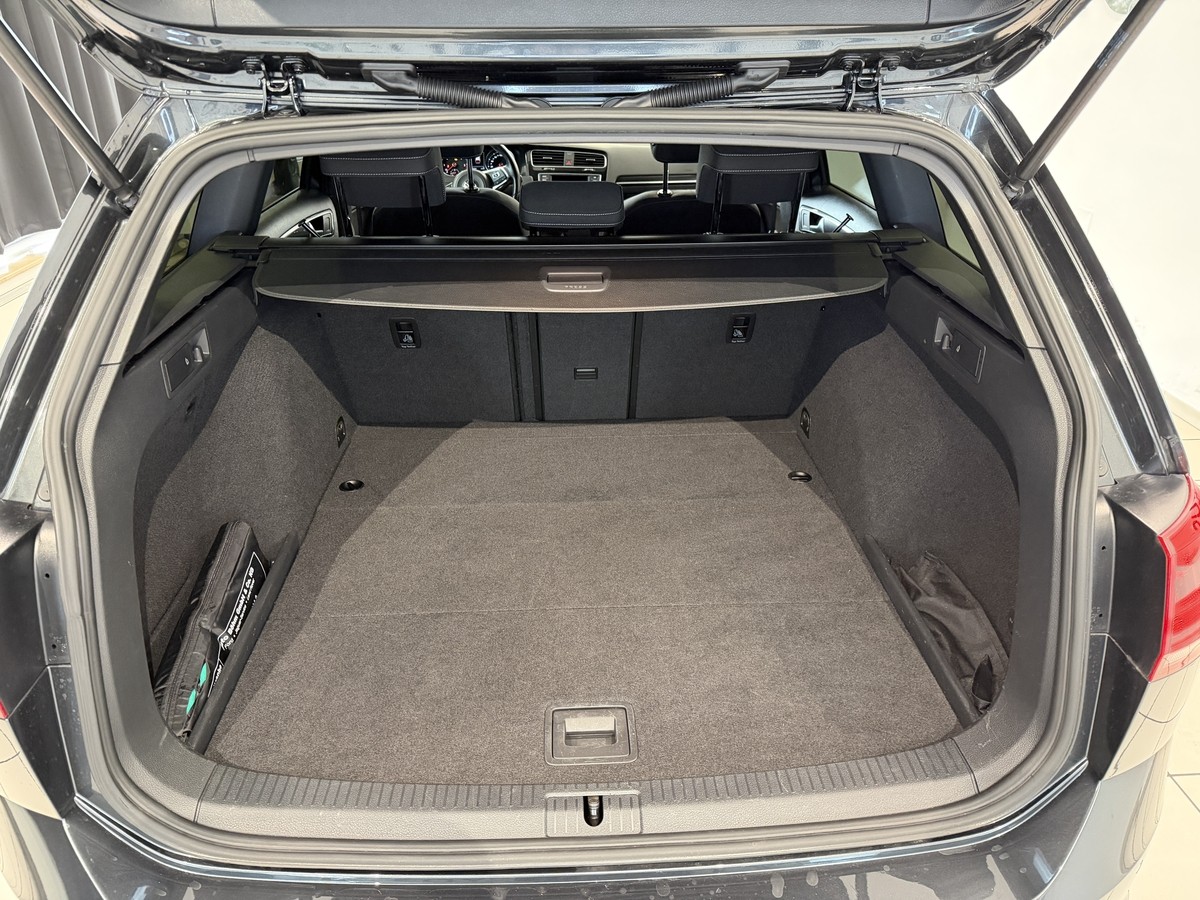 Volkswagen Golf GTD Variant VII 2.0 TDI BMT GTD 