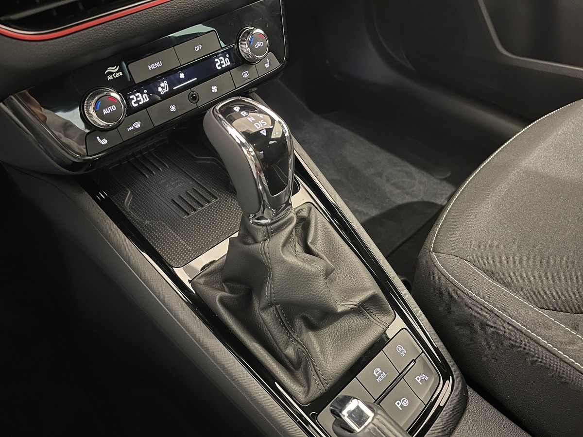 Skoda Kamiq 1.5 TSI DSG Monte Carlo PANO 5J AHK