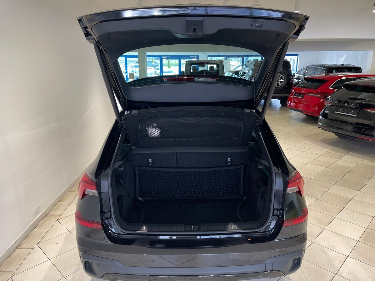 Skoda Kamiq 1.5 TSI DSG Monte Carlo PANO 5J AHK
