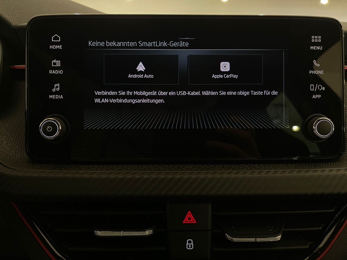 Skoda Kamiq 1.5 TSI DSG Monte Carlo PANO 5J AHK