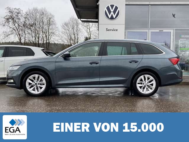 Skoda Octavia Combi 2.0 TDI DSG Style PANORAMA+HEAD-UP
