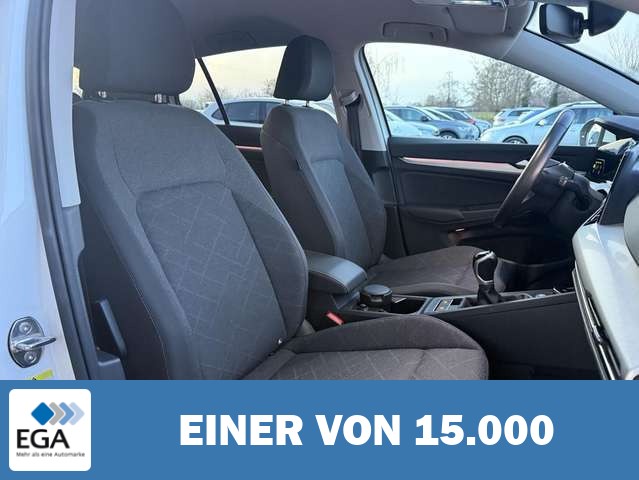 Volkswagen Golf 1.5 TSI Life APP-CONNECT+ACTIVE-INFO+LED+NA
