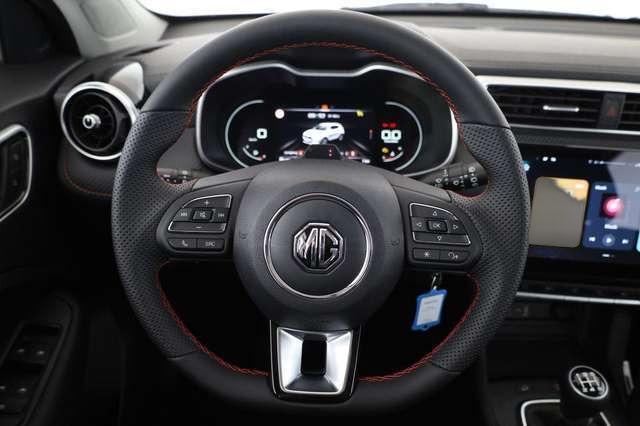 MG ZS 1.5 Luxury, Leder, Navi, 360° Kamera, Sitzheiz...