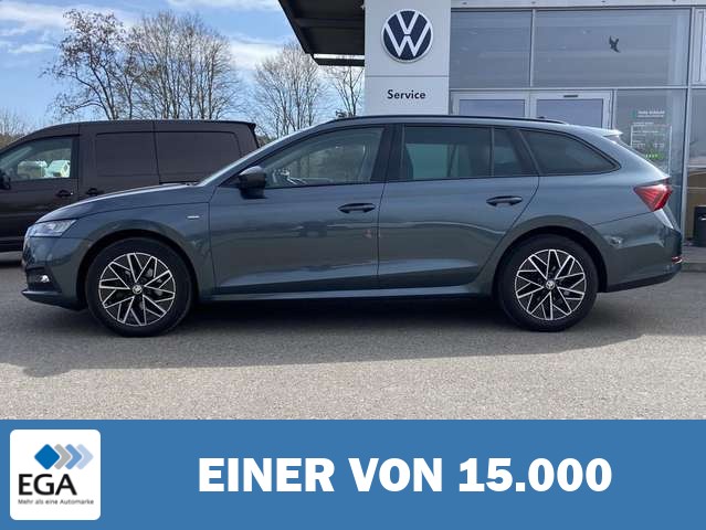 Skoda Octavia Combi 2.0 TDI DSG Clever AHK+STANDHEIZUN