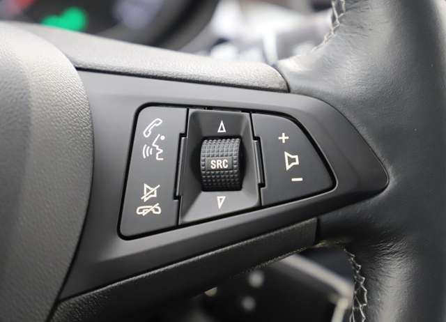Opel Corsa E 1.4 90PS Automatik Drive Tempomat MFL