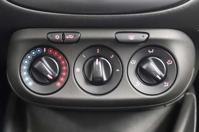 Opel Corsa E 1.4 90PS Automatik Drive Tempomat MFL