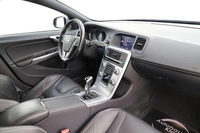 Volvo S60 D4 2.0 190PS Linje Svart Bi-Xenon R-Cam ACC