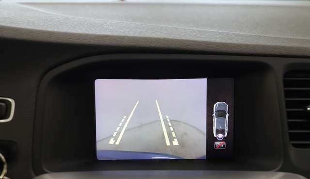 Volvo S60 D4 2.0 190PS Linje Svart Bi-Xenon R-Cam ACC