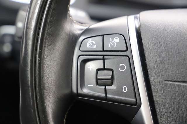 Volvo S60 D4 2.0 190PS Linje Svart Bi-Xenon R-Cam ACC