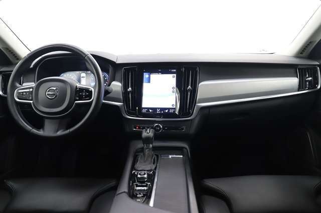 Volvo S90 2.0 T4 190PS Momentum Memory Carplay ACC