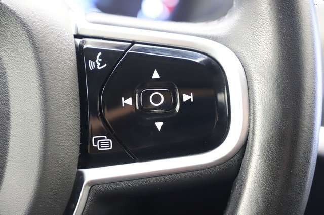 Volvo S90 2.0 T4 190PS Momentum Memory Carplay ACC