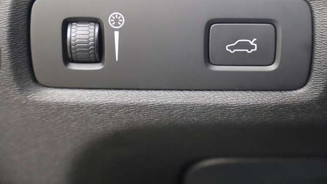 Volvo S90 2.0 T4 190PS Momentum Memory Carplay ACC