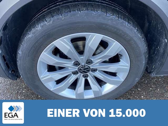 Volkswagen T-Roc 1.5 TSI Sport STANDHEIZUNG+PANORAMA+NAVI+D