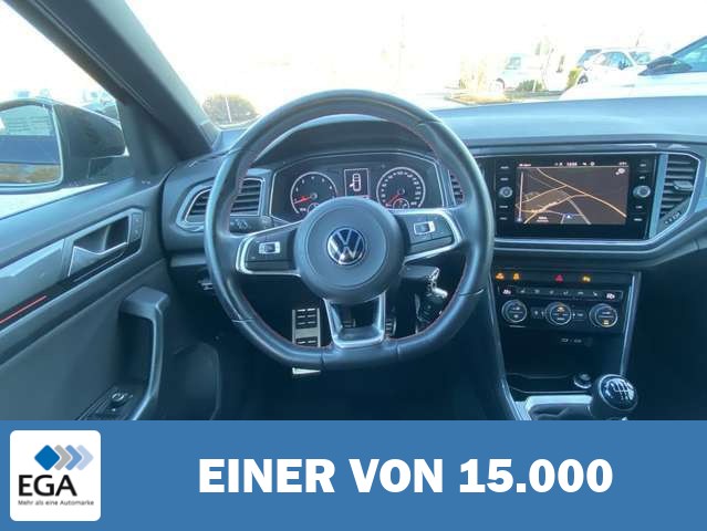 Volkswagen T-Roc 1.5 TSI Sport STANDHEIZUNG+PANORAMA+NAVI+D