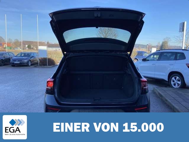 Volkswagen T-Roc 1.5 TSI Sport STANDHEIZUNG+PANORAMA+NAVI+D