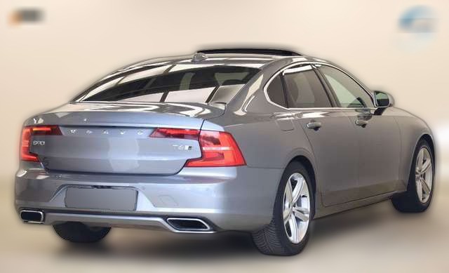 Volvo S90 2.0 T6 320PS AWD R Design HUD ACC Carplay