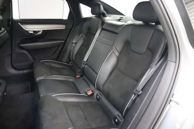 Volvo S90 2.0 T6 320PS AWD R Design HUD ACC Carplay