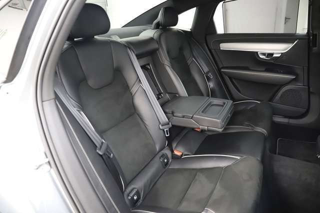 Volvo S90 2.0 T6 320PS AWD R Design HUD ACC Carplay