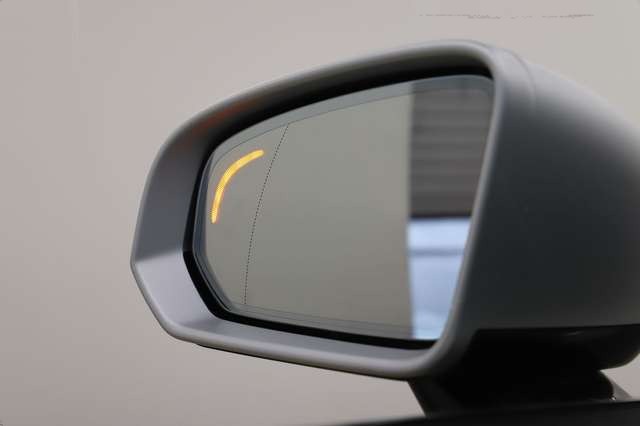 Volvo S90 2.0 T6 320PS AWD R Design HUD ACC Carplay