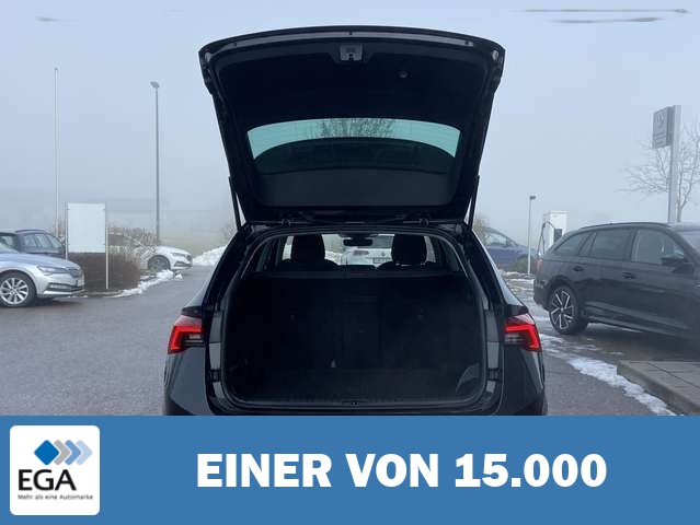 Skoda Octavia Combi 2.0 TDI DSG Ambition SMART-LINK+AH
