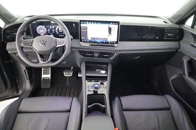 Volkswagen Tiguan TDI DSG 4M R-LINE Black, 20-Zoll, Pano, Leder, IQ.