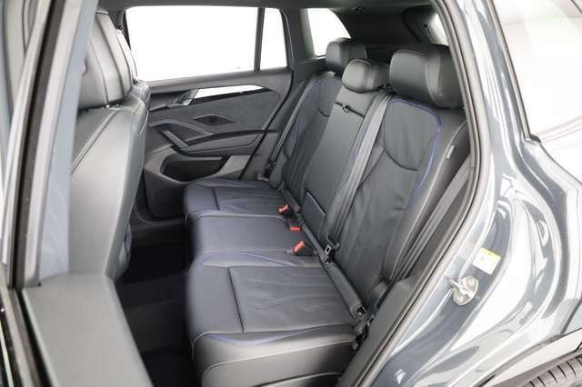 Volkswagen Tiguan TDI DSG 4M R-LINE Black, 20-Zoll, Pano, Leder, IQ.