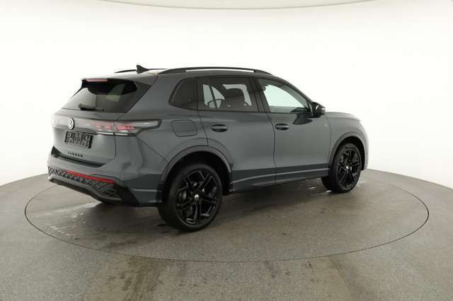 Volkswagen Tiguan TDI DSG 4M R-LINE Black, 20-Zoll, Pano, Leder, IQ.