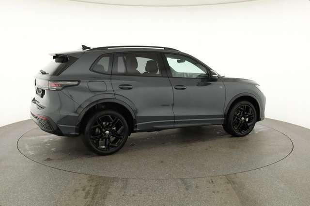 Volkswagen Tiguan TDI DSG 4M R-LINE Black, 20-Zoll, Pano, Leder, IQ.