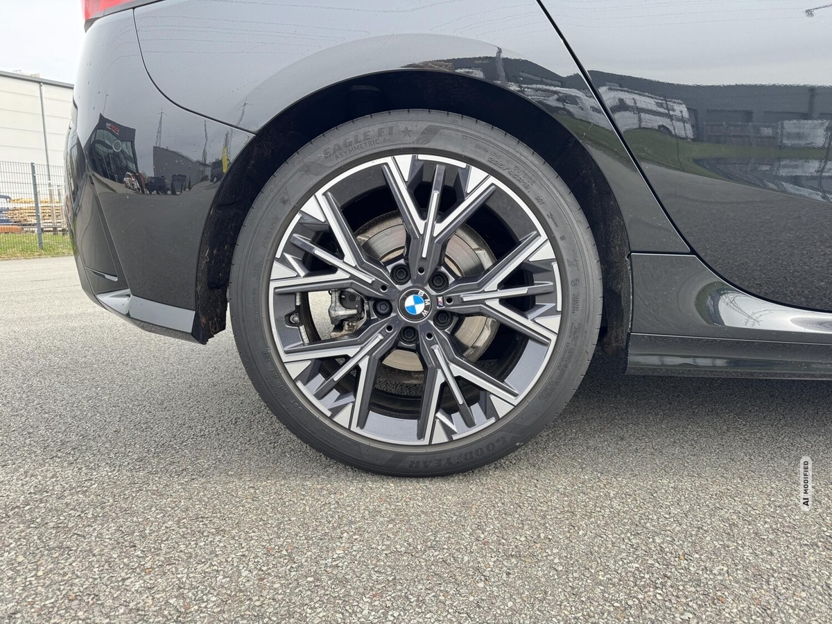 BMW 120 i+M-SportPaket+LED+HK+Driving Assist