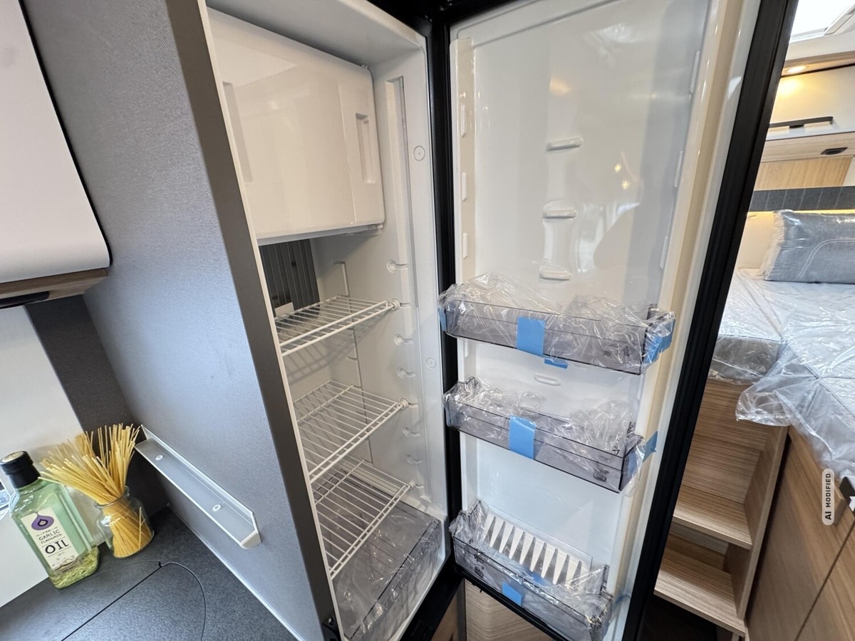 Malibu I 430 KB LE Lithium+TV+Combi6E+Markise+Kaffeem