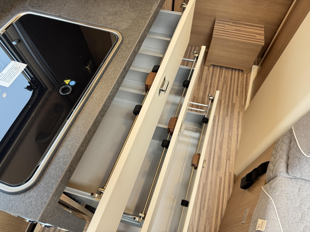 Malibu Van diversity 600 DB K ACC+Kamera+Keyless+Bullaugen