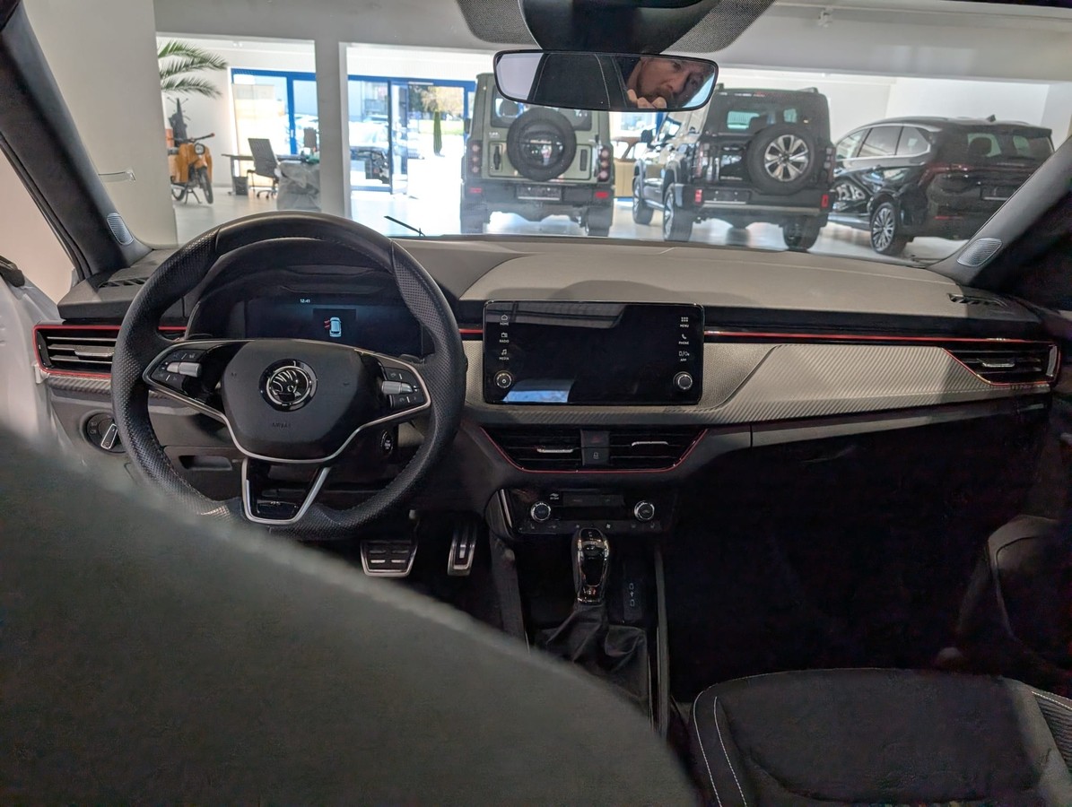 Skoda Kamiq 1.0l TSI DSG Monte Carlo 5J Garantie Matrix Beam AHK