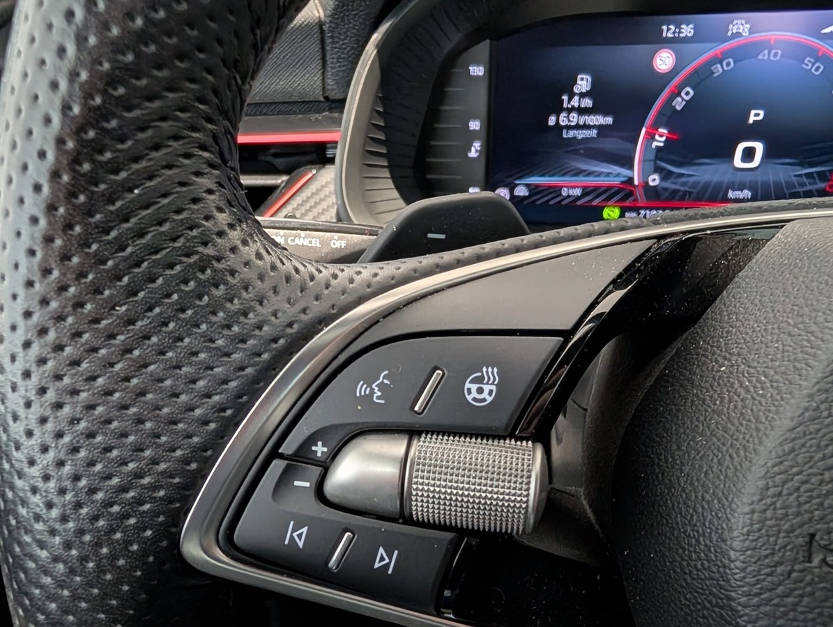 Skoda Kamiq 1.0l TSI DSG Monte Carlo 5J Garantie Matrix Beam AHK