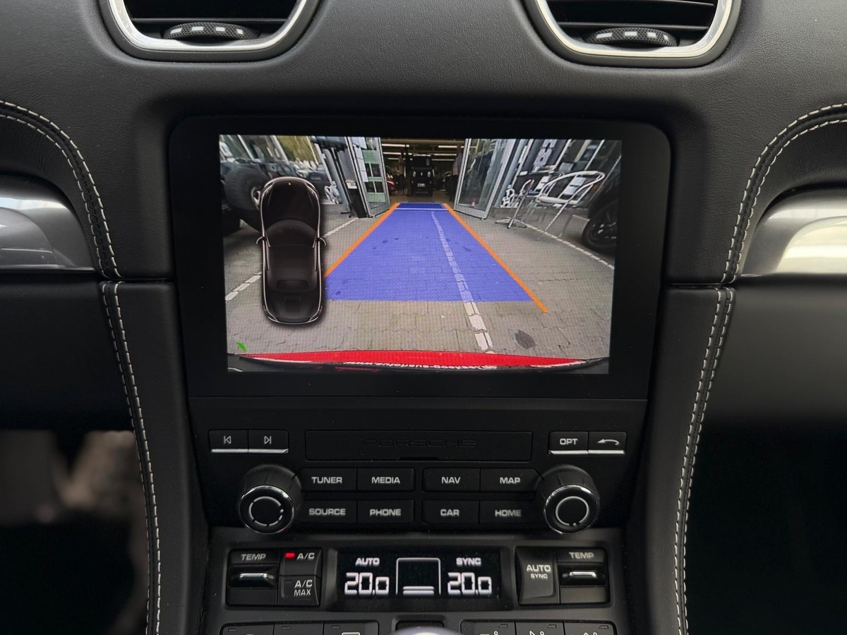 Porsche Boxster 718 PASM 10mm Tieferlegung, Sportsitze, Sport-Auspuff