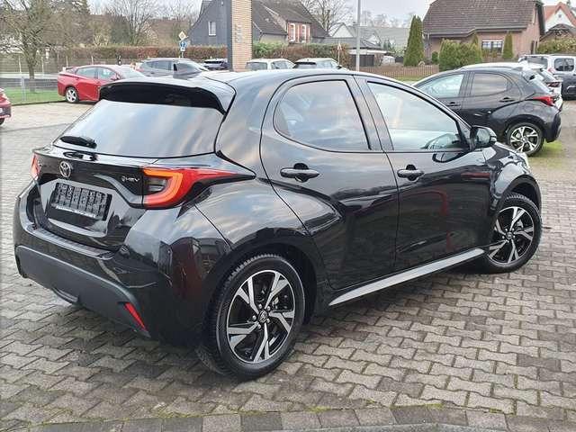 Toyota Yaris Hybrid 116 1.5 VVT-i Teamplayer