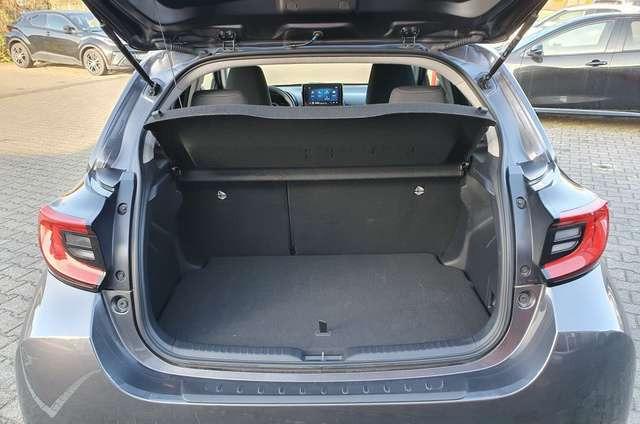 Toyota Yaris Hybrid 116 1.5 VVT-i Teamplayer