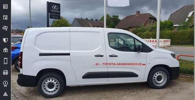 Toyota Proace City L1 1,5-l D-4D S&S Meister  + Navi