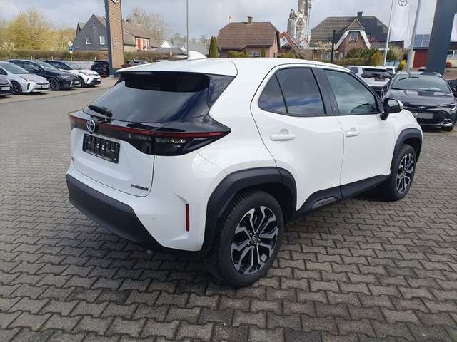 Toyota Yaris Cross Hybrid 1.5 VVT-i Team Deutschland
