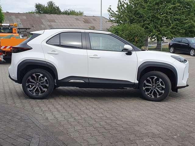 Toyota Yaris Cross Hybrid 130 1.5 VVT-i Teamplayer +Safety+Winter Pak