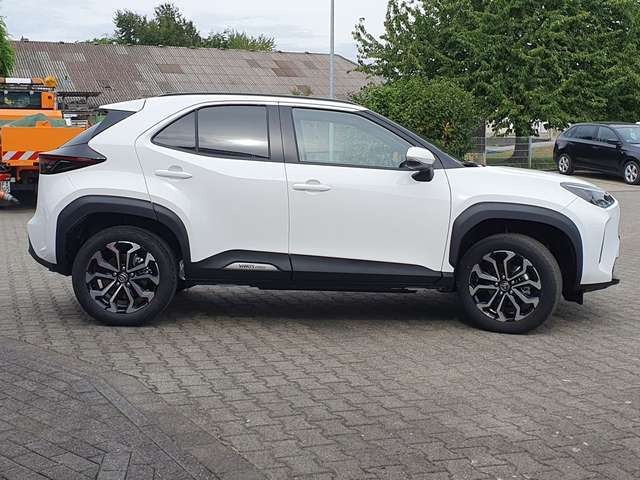 Toyota Yaris Cross Hybrid 130 1.5 VVT-i Teamplayer +Safety+Winter Pak