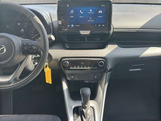 Mazda 2 Hybrid CENTRE-LINE 116 PS +Rückfahrkamera+Sitz...