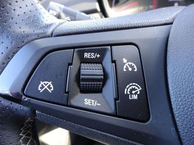 Opel Corsa E 1.4 Turbo Color Edition ecoFlex Navi Kam