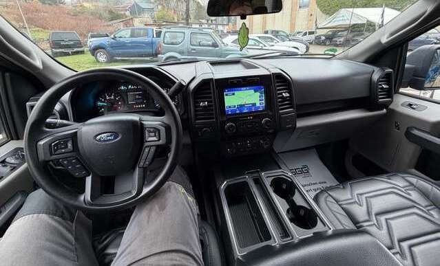 Ford F 150 STX 4+4 LEDER NAVI 20 ZOLL FELGEN