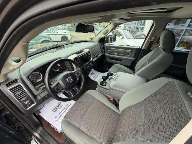 Dodge RAM 1500 5,7 HEMI 4+4 6 Sitzer