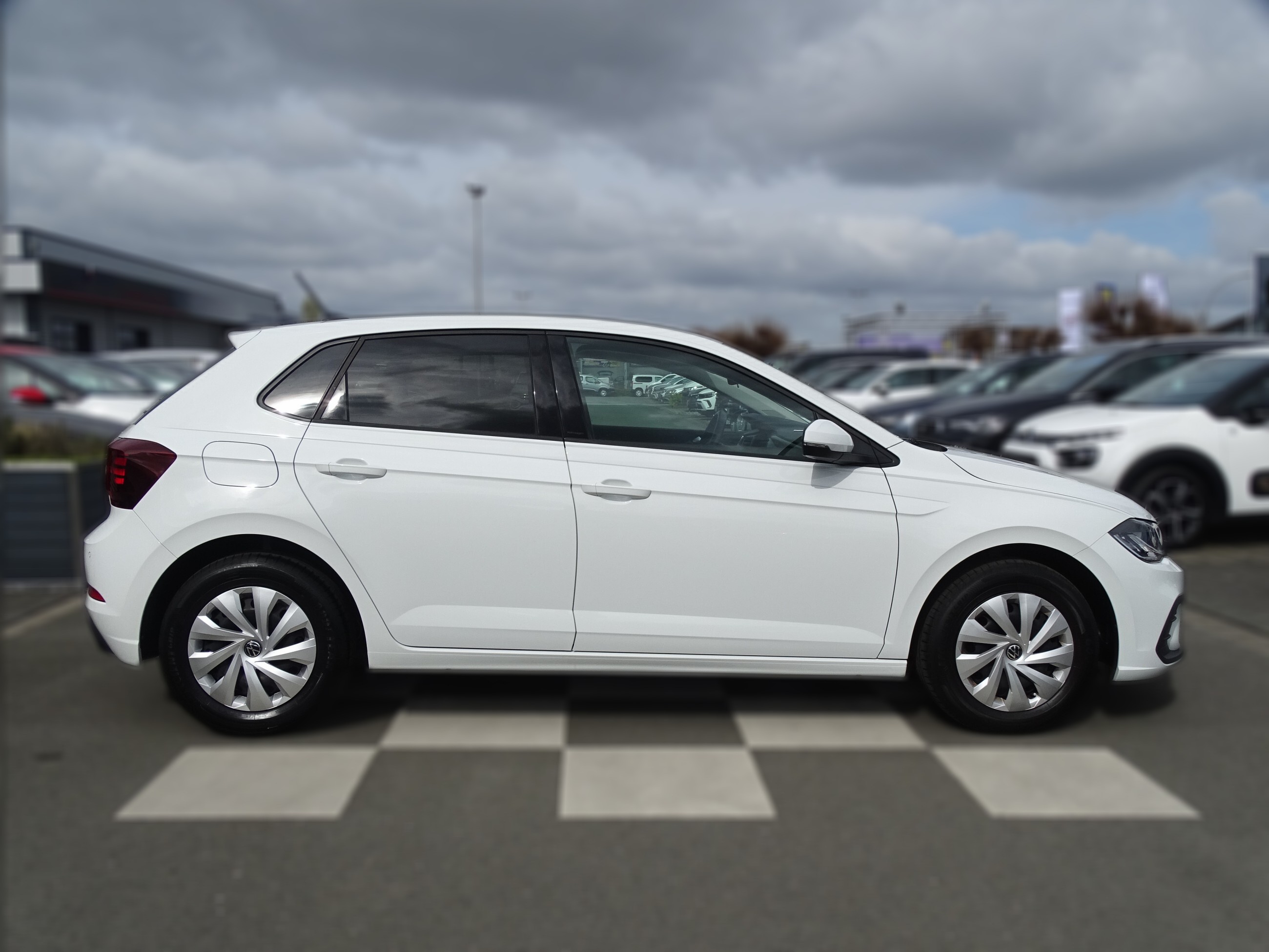 Volkswagen Polo 1.0 Life*NAVI*LED*DAB*PDC*CARPLAY*KLIMA*TEL