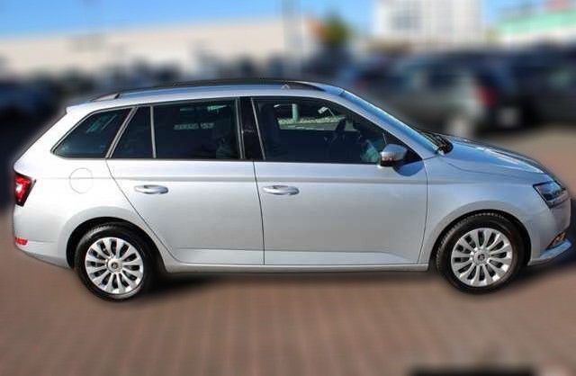 Skoda Fabia Combi Ambition Navi SitzHZG Tempom Klimaauto CarPl