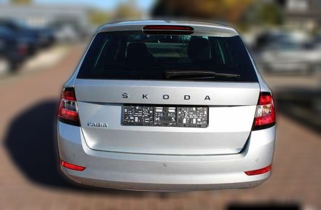 Skoda Fabia Combi Ambition Navi SitzHZG Tempom Klimaauto CarPl